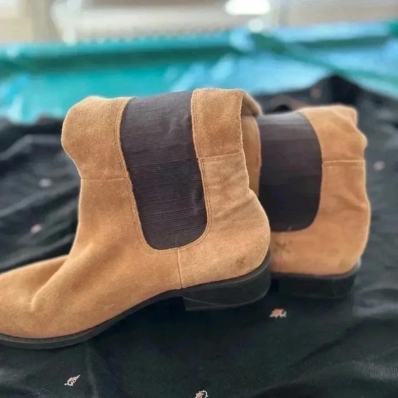 Vince Camuto Kentima Cognac Suede Leather Knee High Boots Womens Size 9B - Picture 1 of 7